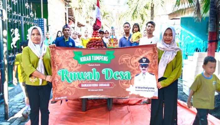 Tradisi Ruwah Desa Rangkah Kidul Sidoarjo Sajikan 22 Tumpeng