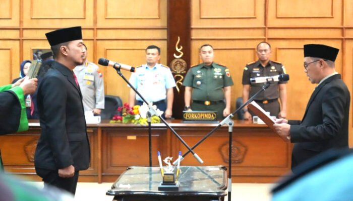 Resmi Pelantikan PAW di Dalam Rapat Paripurna DPRD Sidoarjo