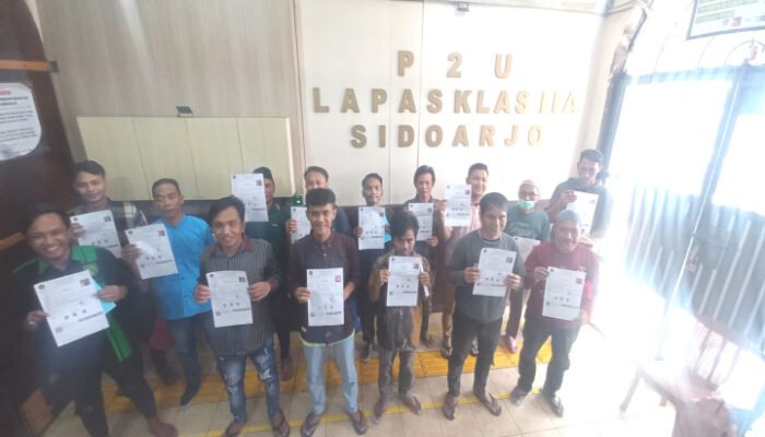 17 WBP Terima Hak Integrasi lapas Kelas IIA Sidoarjo