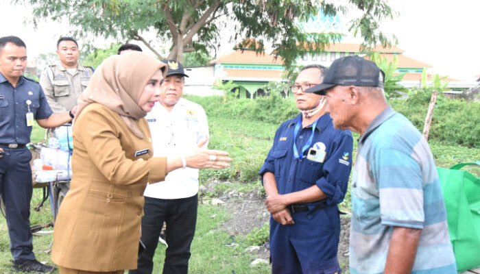 Wabup Sidoarjo Mimik Idayana Kunjungi Gubuk Tak Layak Huni