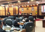 Tamparan Keras Buat Bupati Sidoarjo Dalam Rapat Paripurna DPRD