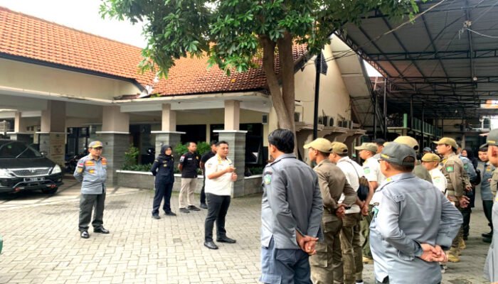 Sapol PP Sidoarjo Gelar Operasi Bersama, Berantas Rokok Ilegal