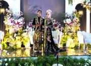 Pernikahan Putri Ayunda Goba Berkonsepkan Adat Jawa Modern