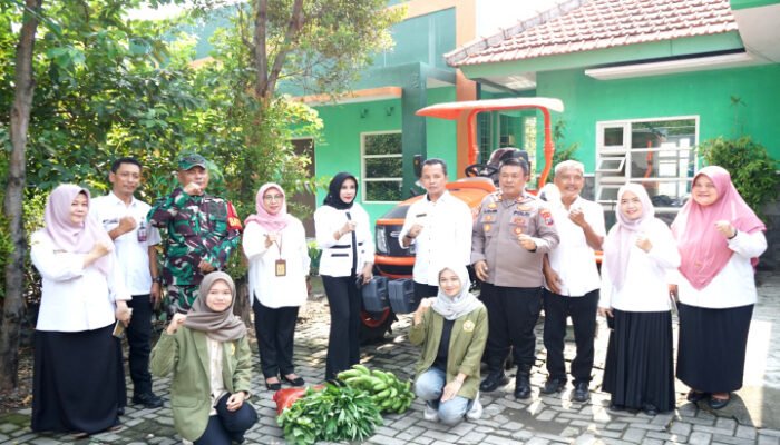 Berkunjung ke Porong, Wabup Sidoarjo Pastikan Bantuan Alsintan
