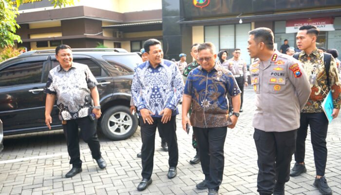 Bupati Sidoarjo Dampingi Kompolnas RI di Polresta Sidoarjo