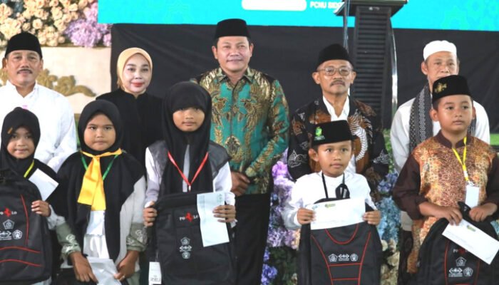 Bupati Sidoarjo Ajak Seluruh Elemen Peduli Anak Yatim Piatu