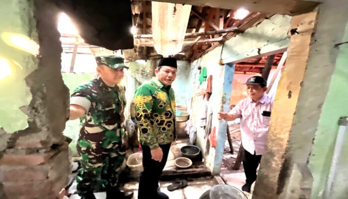 Sidak Tiga RTLH Sekaligus di Sidoarjo Bupati Subandi