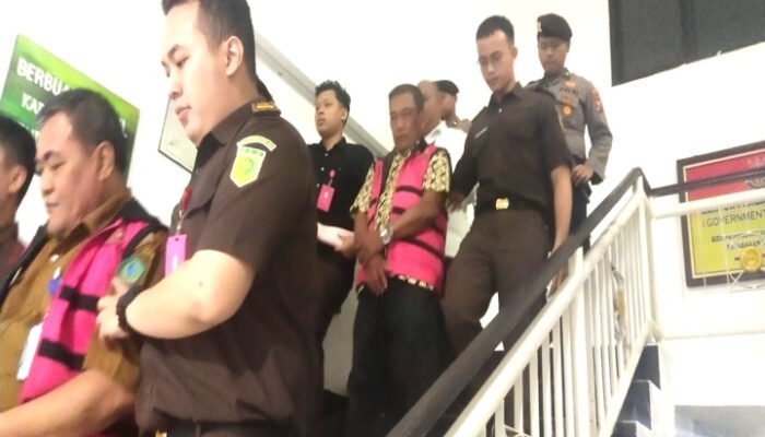Kejari Sidoarjo Lakukan Penahanan Terhadap Pemdes Entalsewu