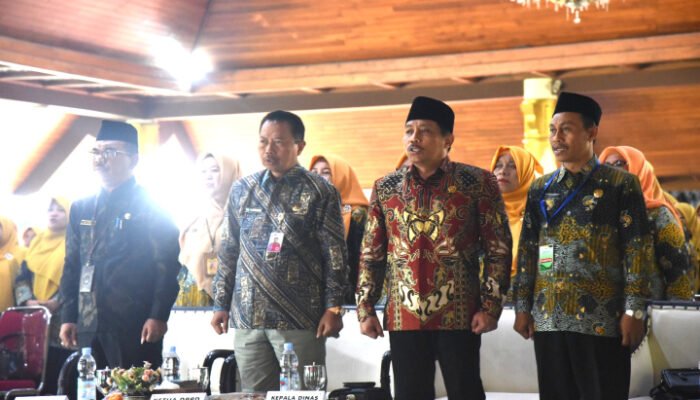 Pemkab Sidoarjo dan DPRD Dukung Peningkatan SDM 200 Guru