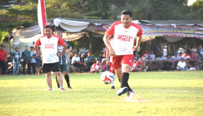 Fun Football Bupati Sidoarjo Lawan Kades Kecamatan Sukodono