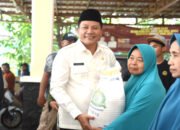 Kompak Monitor Bantuan Pangan Bupati dan Wabup Sidoarjo