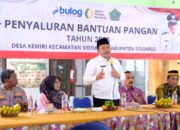 Jumat Berkah Warga Kemiri Terima Bantuan Pangan Beras