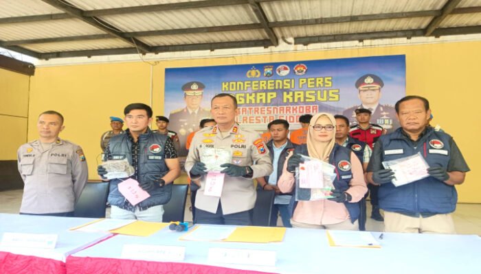 Polresta Sidoarjo Berhasil Sita Ganja 2,8 Kg Senilai Rp 50 Juta