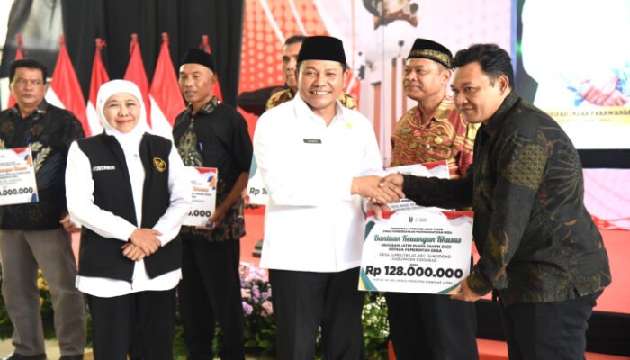 Masyarakat Sidoarjo Terima Bansos Pemprov Jatim Rp 4,9 Miliar