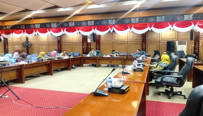 Rapat Koordinasi Komisi D DPRD Sidoarjo dan Dispendikbud
