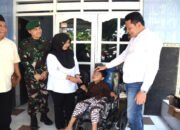 Tiga Warga Dapat Bantuan Kursi Roda Dari Bupati Sidoarjo