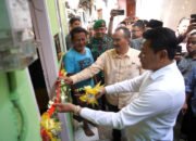 Serahkan Kunci Bupati Subandi Renovasi RTLH Dua Rumah Warga