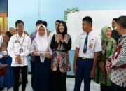 Pastikan MBG Aman Dikonsumsi, Wabup Kunjungi Dua Sekolah