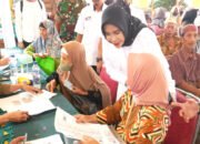 Warga Desa Mergosari Antusiasme Menikmati Layanan Adminduk