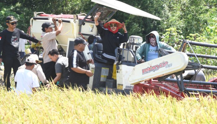 Pemkab Sidoarjo Bantu Pompa Air Desa Bakung Temenggungan