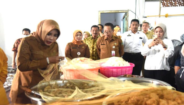 Wabup Sidoarjo Cek Dapur SPPG, Ingatkan Pengawasan Ketat