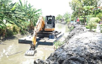 Pemkab Sidoarjo Kebut Normalisasi Sungai Siagakan 34 Pompa Air