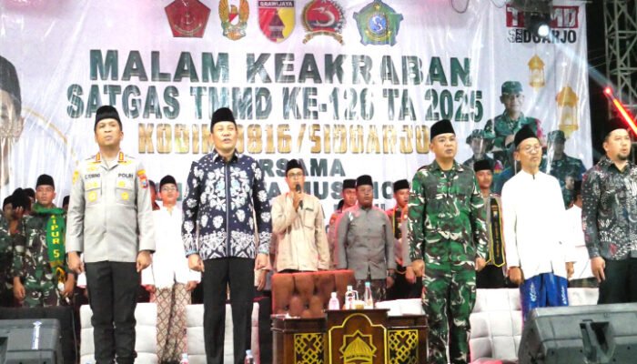 Bupati Sidoarjo Hadiri Malam Pengajian Satgas TMMD ke-126