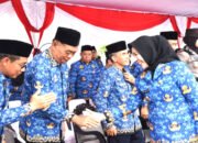 Wabup Sidoarjo Pimpin Upacara Bendera HUT Korpri