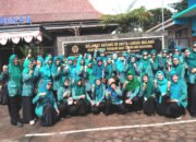 Sentuhan Hari Ibu, PKK RW 08 Kebonagung Peduli Dengan Lansia