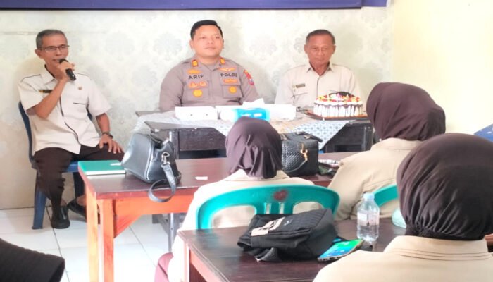 Kapolsek Tulangan Jalin Silaturahmi dengan Purnawirawan Polri