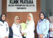 Wabup Terima Penyerahan Bayi Ditinggal Wafat Ibunya Dirutan