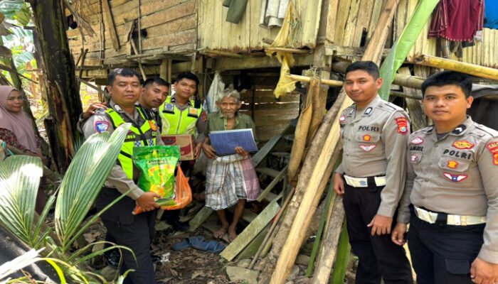 Korban Kebakaran, Kakek Rasli Disambangi Ditlantas Polda Sulbar