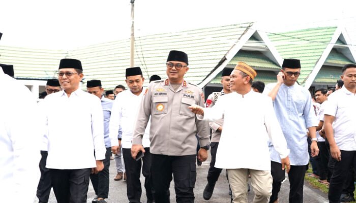 Kapolda Dampingi Safari Ramadhan dan Kunker Gubernur Sulbar