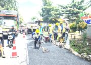 Tingkatkan Kenyamanan Warga, H.Subandi Kebut Perbaikan Jalan