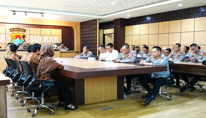 Pelayanan Publik Polda Sulbar Dapat Penilaian Ombudsman