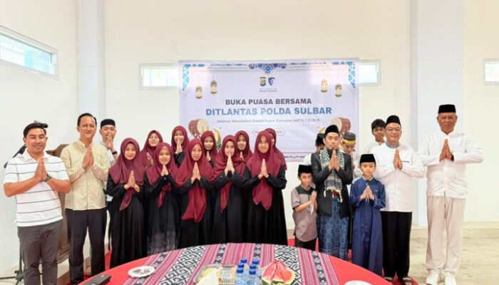 Berbagi Kehangatan, Ditlantas Sulbar Bukber Bersama Anak Yatim