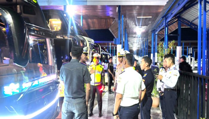 Ditlantas Sulbar Pastikan Bus Antar Kota Layak Beroperasi