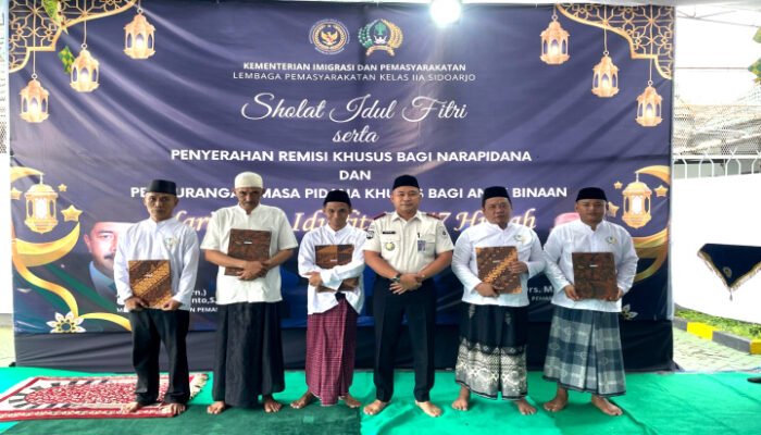 Gelar Sholat Eid, Lapas Sidoarjo Dengan Rangkaikan Remisi Khusus