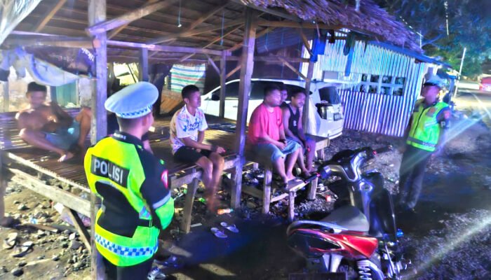 Bersama Masyarakat, PJR Ditlantas Polda Sulbar Bangun Sinergitas