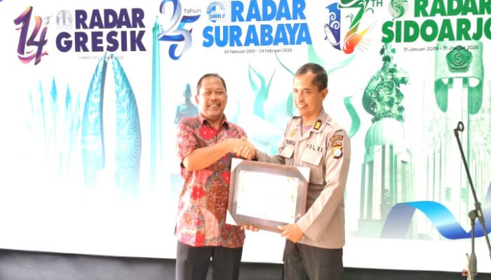 Atas Dedikasi Kamtibmas, Kapolresta Sidoarjo Raih Penghargaan