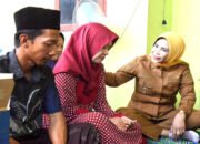 Beri Dukungan Moril, WabupTakziah ke Rumah Korban Tenggelam