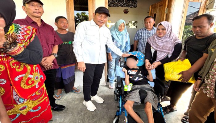 Bupati Turun Langsung ke Desa, Pastikan Bantuan Tepat Sasaran