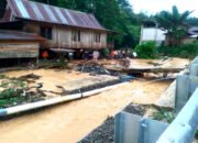 Sungai Meluap di Sumarorong,Rumah Warga Rusak Diterjang Arus