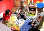 Wujud Kepedulian, Kapolsek Aralle Jenguk Personel yang Sakit