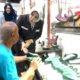 UMKM Naik Kelas, Wabup Sidoarjo Kunjungi Galeri Givari Shoes