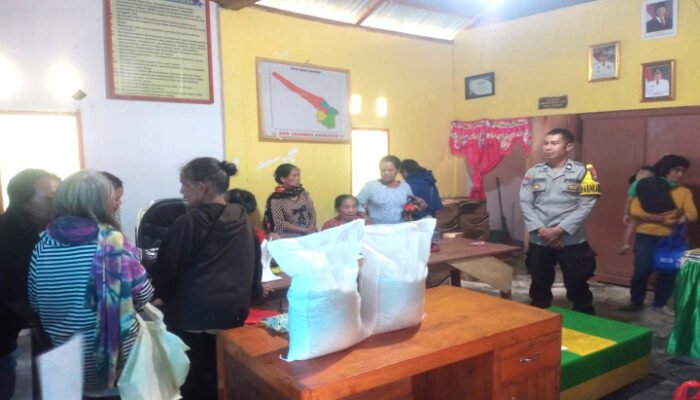 Penyaluran Bantuan Pangan, Kepada 152 Keluarga Desa Osango