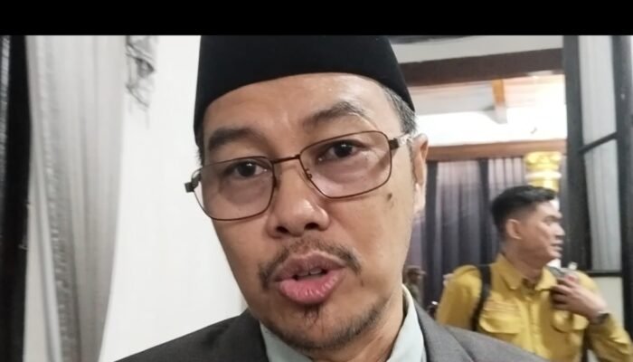 Penghormatan Ketua DPRD Atas Pelantikan Kades di Sidoarjo