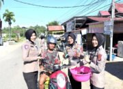 Polantas Menyapa, Pengendara Yang Tertib Dapat Sayuran Segar