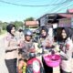 Polantas Menyapa, Pengendara Yang Tertib Dapat Sayuran Segar