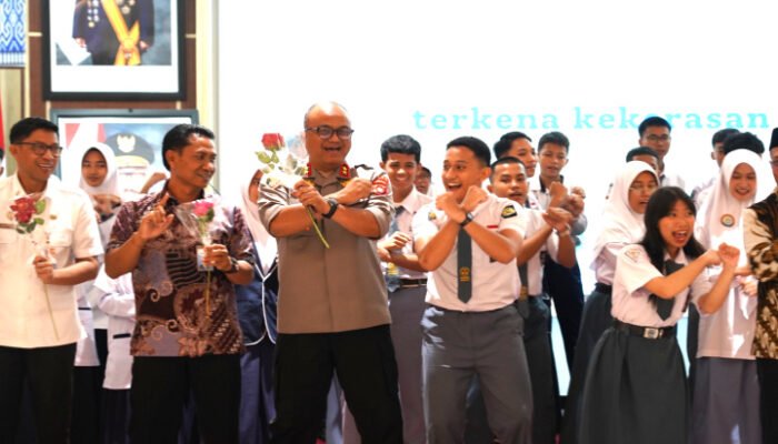 Kapolda Sulbar Ajarkan Strategi Penanganan Perlindungan Anak